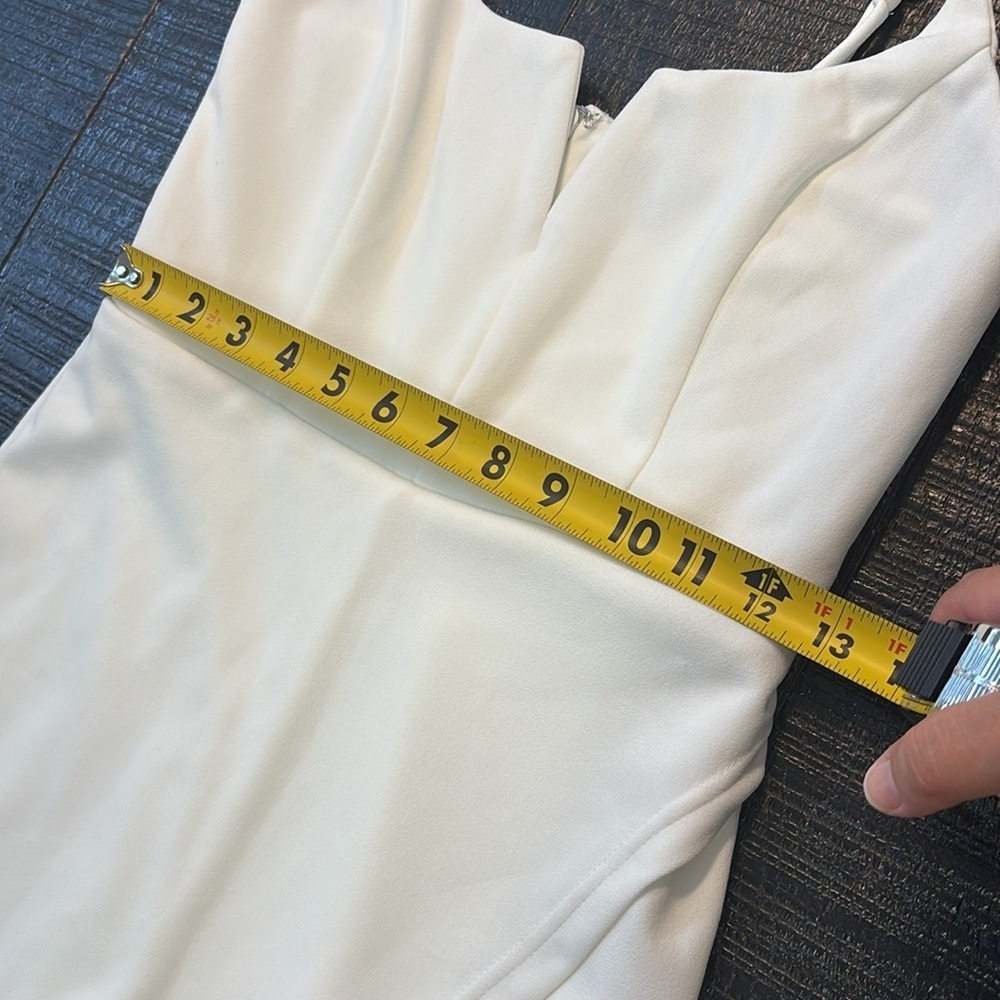 Lulus Cheers to Chic White Notched Sleeveless Skort Romper size Small - Picture 15 of 16